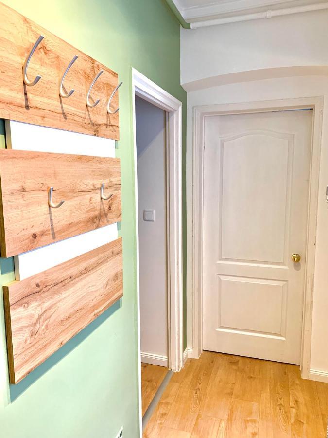 Fidelissima Apartman Sopron Exterior foto